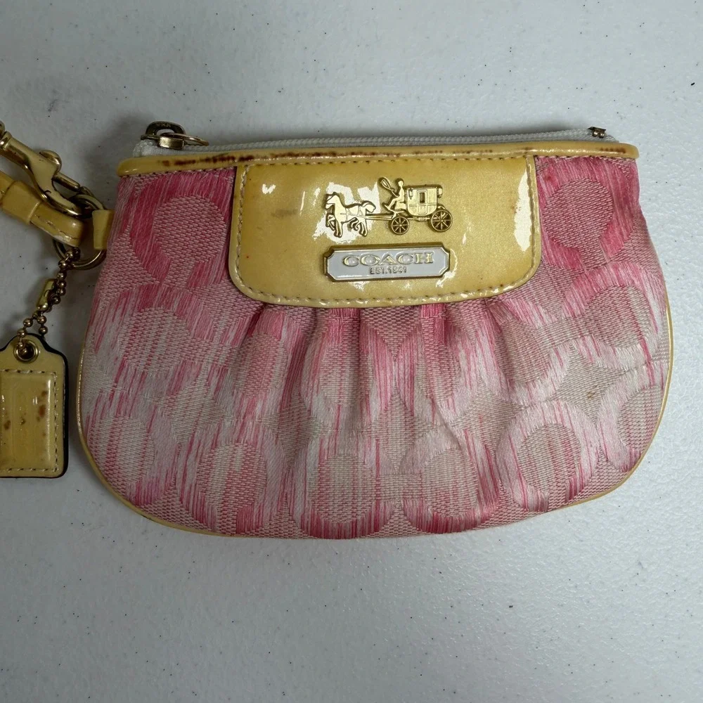 Y2K Coach Madison Op Art Pink Yellow Ombré Mini Wristlet 2009 Patent Leather